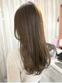 オレンジ味を抑えた柔らかいベージュ