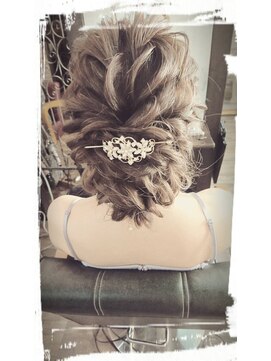 コラボ(hair design co.llabo) 編み込みウエーブ