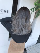 ブランシェ 小牧店(BRANCHE)&nbsp;☆バレイヤージュホワイトシルバー☆ブランシェ小牧具志