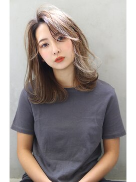 ロゼ 天理(ROSE) 【ROSE/天理】艶ベージュハイライト/外ハネミディ/ rin1