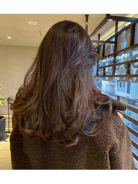 リバレッジ 広尾(Leverage) 大人外国人風ブラウンヘア【広尾、恵比寿】担当:東田