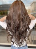 大人かわいいバレイヤージュブリーチハイライトアッシュブラウン