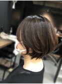 ショートボブ