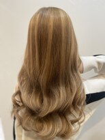 ラビス クローバー(Lovis clover) ミルクティーベージュ ハイライト 大人ガーリー