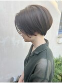 毛量が多い方でもくびれるショートボブ/柔らかくみえるカラー
