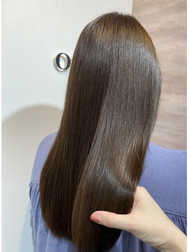 リゾートサロン オット(otto) 秋にピッタリ！カーキアッシュで艶々ロング