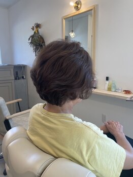 トトラ ヘア(totora hair)の写真/【オシャレな白髪染めを諦めてた方必見！】ワントーン明るく、憧れの透明感＆ツヤ感溢れる美髪に♪