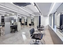 アクロ(ACRO)の雰囲気（メンズサロンだから作れるお店の空間）