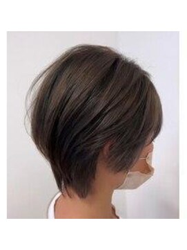 ラプチャー(RAPTURE) 似合わせカット明るい白髪染め