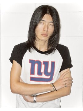 ココ 本八幡(KOKO) メンズロングレイヤーウルフカットブルーブラックセンターパート