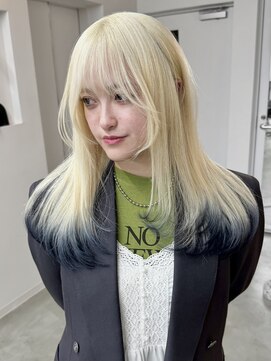 リヴ ウメダ(LIV umeda) ホワイトブロンド/レイヤーカット/ブリーチ/ダブルカラー/梅田