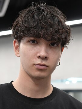 フィフス トウキョウ (fifth TOKYO) スペインカール×ハイウェイトマッシュで爽やかな印象に