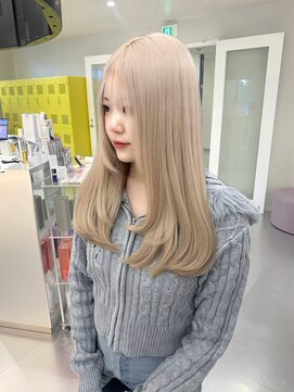 ジーナリア(Xena ria) 《RIHO》ミルクティーベージュ