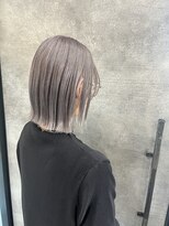 アールトゥーヘアー(art To Hair)&nbsp;ぱっつんボブ／切りっぱなし/グレイカラー