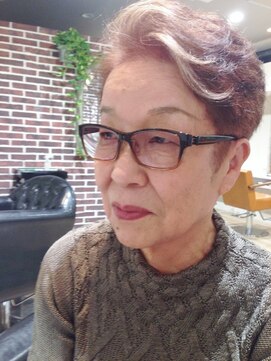 ヘアーデザイン シュシュ(hair design Chou Chou by Yone) ☆Chouchou☆THE エレガントなレイヤーショートボブ