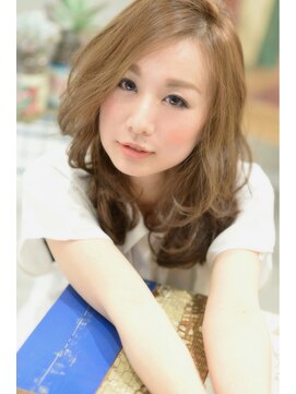 クロスオーバー(CROSSOVER) 【CROSSOVER】 『セミディ』 × ベージュカラー