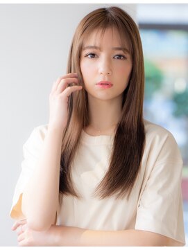 セラ バイ ユーレルム(SerA by U-REALM) 透明感ベージュカラー 担当 森