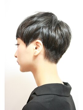 ヘア デザイン リスク(HAIR DESIGN RISK) 【RISK 高橋勇太】三鷹 カットが上手い 黒髪ベリーショート