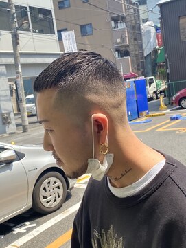 グルーマーズトウキョウ(GROOMER/S TOKYO) ハイスキンフェード　ボウズ　クロップ【GROOMER/S TOKYO】