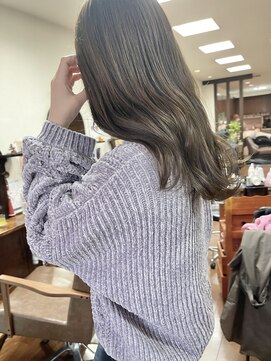 ピノリコ Hair&make pinorico ブリーチなしで明るめカラーを繰り返すと!シルキーベージュ