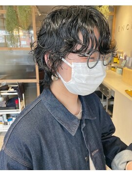 エンシー(ENCI) マッシュウルフ/黒髪パーマ