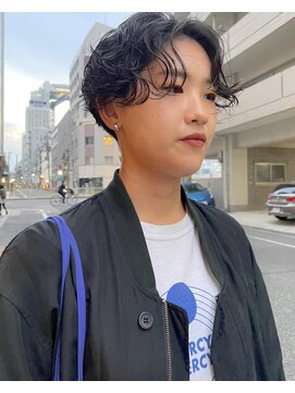 ポーズ(PAUSE) ハンサムショートパーマ