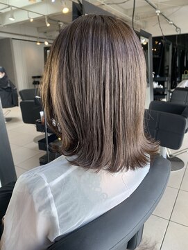 アクアオモテサンドウ(ACQUA omotesando) ◇赤みを消して透明感を♪オリーブベージュ！