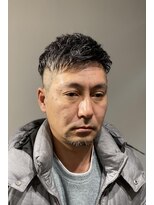 大人パーマスタイル　白髪染め　顔剃り　理容室