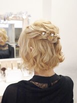 ハチ(HACHI)&nbsp;お呼ばれハーフアップ