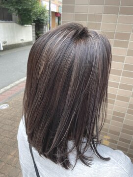 シエル バイ ケンジ 登戸 生田(CIEL by KENJE) 【白髪ぼかしもできる】暗めハイライト