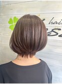 襟足軽めの束感ショート