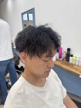 イロ 成田(iLo) ナチュラルでかっこいい緩めツイスパ！