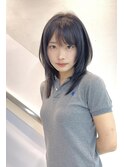ミディアムウルフ　ウルフカット　レイヤーカット