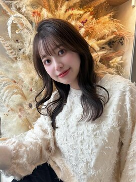 ラビス 池袋(Lovis) 《鳥越》黒髪/オリーブグレー/小顔ヘア/ココアベージュ