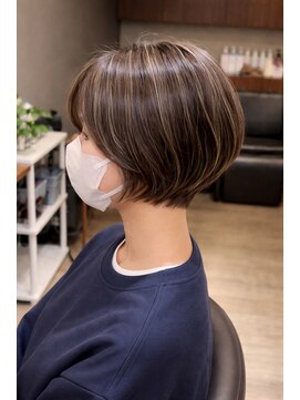 ブルーム 八千代緑が丘(bloom) ハイライトで魅せる立体ショート