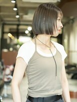 スーク(Suq.)&nbsp;シンプルボブ×グレージュ