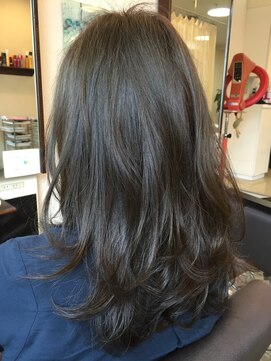 シャワ(CHAWA) 【salon de OCCO】THROWカラーと大人巻き髪