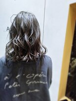 オーストヘアー リュウール(Aust hair Lueur)&nbsp;ケアブリーチハイライトシルバー