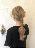 美粧ほそやお花茶屋☆革紐アレンジ☆ローポニー☆こなれヘア