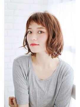 プティルカ ディーシー本店(PutiLuca D.C.) ショートバングの外ハネカール