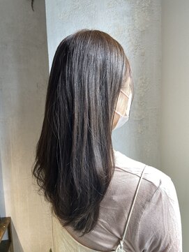 エディ(eddie) 【eddie】透け感カラーロング