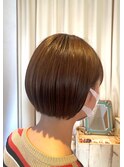 襟足スッキリショートボブ