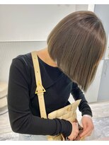 ラベストオイケ(LOVEST OIKE)&nbsp;ヌーディベージュのボブ