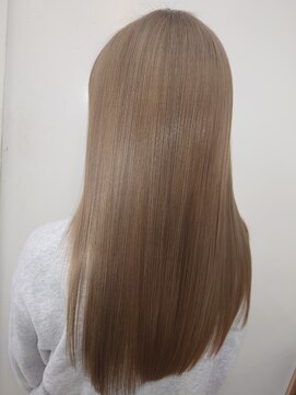 レオ 幸手(Leo) 大人可愛い大人美人くすみカラーアッシュグレーベージュ