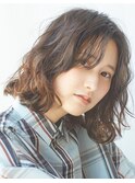 柔らかなウェーブパーマ