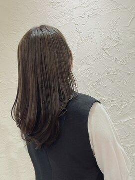 レナークソワン(LENAHC SOIN) 暗髪/うるツヤロング/髪質改善トリートメント/レイヤー