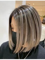 シエラ 堀江(CIERA.)&nbsp;レイヤーカットアプリコットオレンジハイライトカラーボブヘア