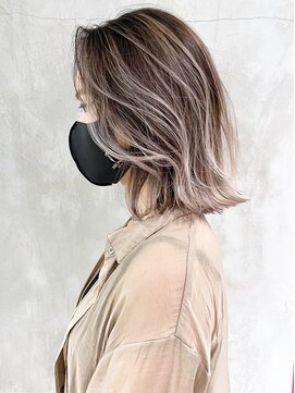 シオン(shion) ミディアム顔周りレイヤーハイトーンくびれミディ_ba349232