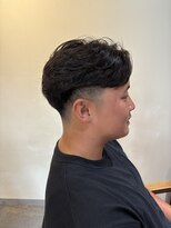 ロウ トウキョウ 八王子店(RAW TOKYO)&nbsp;フェザーパーマ　フェザーショート　フェード　ローフェード