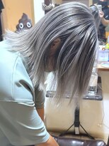 ブレイズヘアー(BLAZEhair)&nbsp;【ツヤ×筋感】ホワイトバレイヤージュ×ブリーチ２回